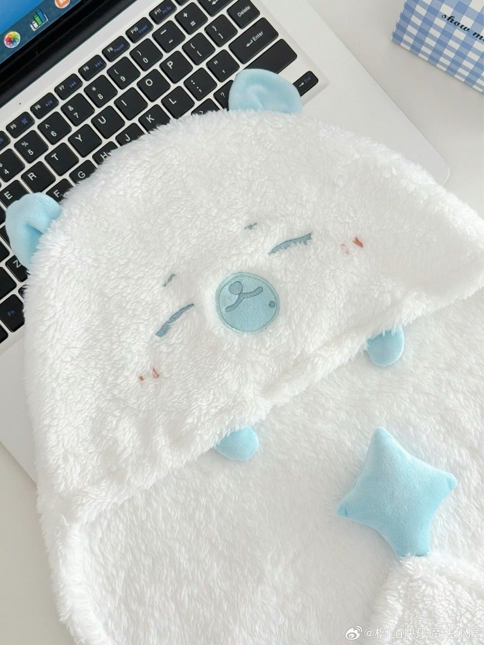  [PRE-ORDER] TỔ SỐ LIỆU - VƯƠNG LỖ KIỆT - SET CÁ HEO MÂY THÍCH TẮM 