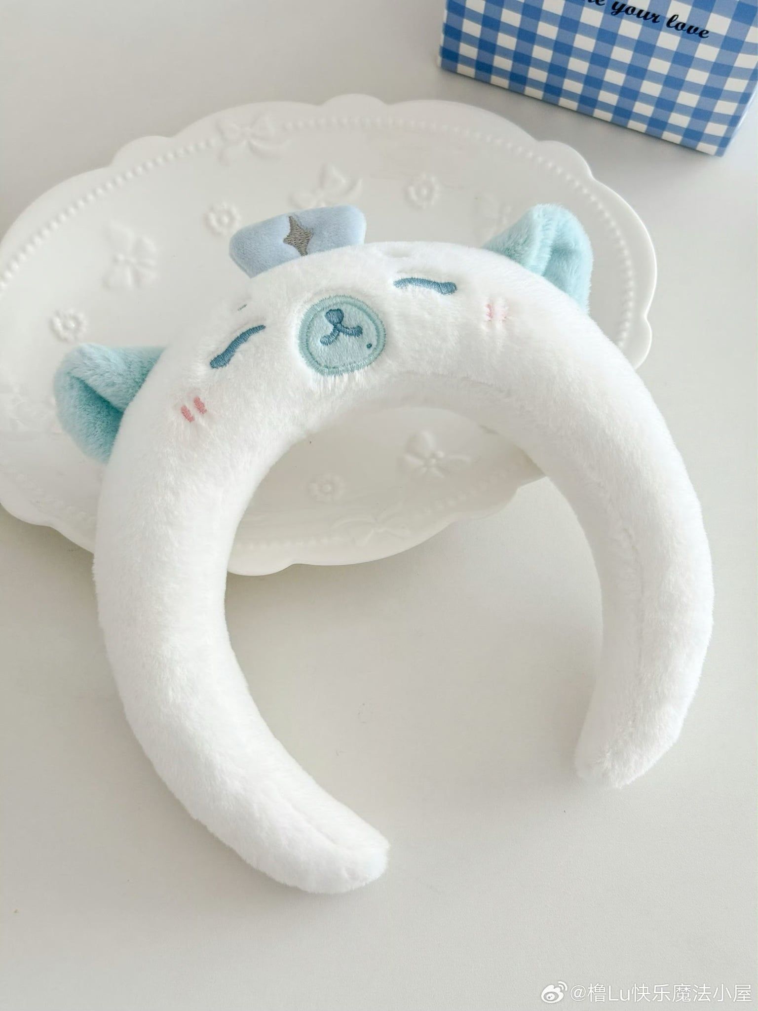  [PRE-ORDER] TỔ SỐ LIỆU - VƯƠNG LỖ KIỆT - SET CÁ HEO MÂY THÍCH TẮM 