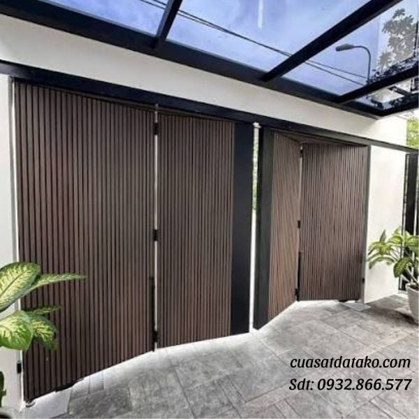 Cổng gỗ nhựa ngoài trời tự động âm sàn 4 cánh