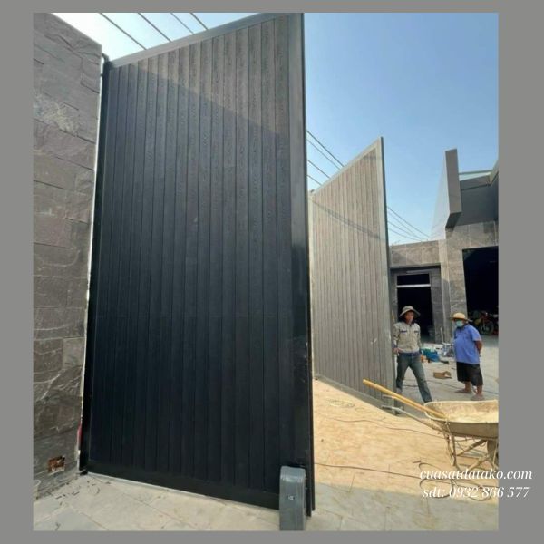 cổng gỗ nhựa 2 cánh mở tự động