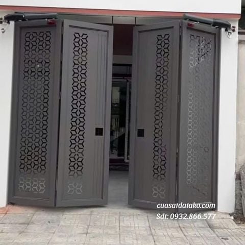 Cửa cổng CNC tự động tay đòn