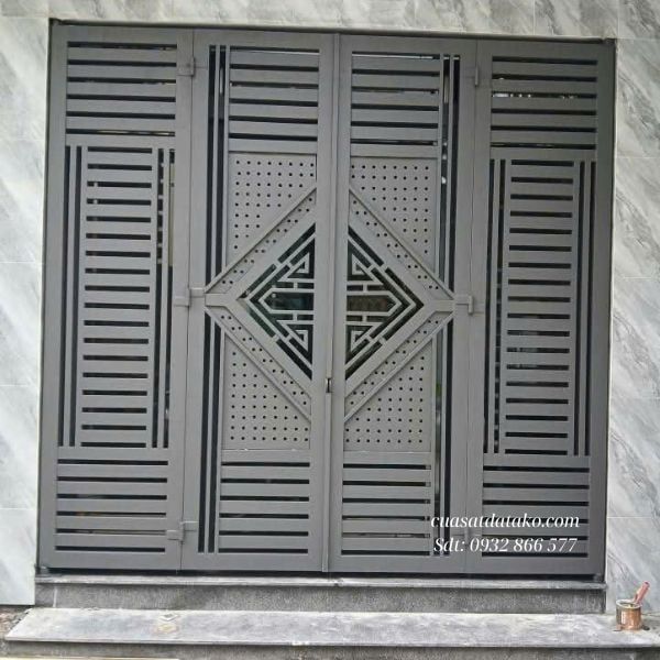 mẫu cửa sắt 4 cánh đẹp hiện đại