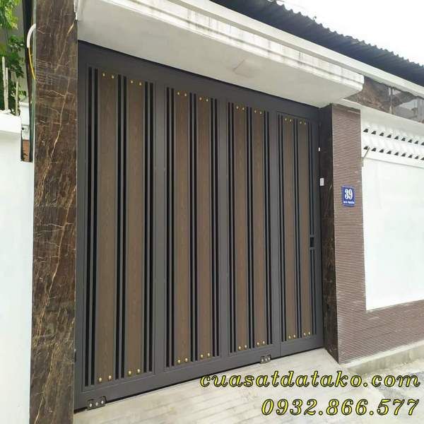 Cửa cổng lùa  gỗ nhựa ngoài trời