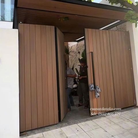 mẫu cửa cổng sắt 4 cánh giả gỗ