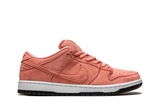  Nike SB Dunk Low Pink Pig 