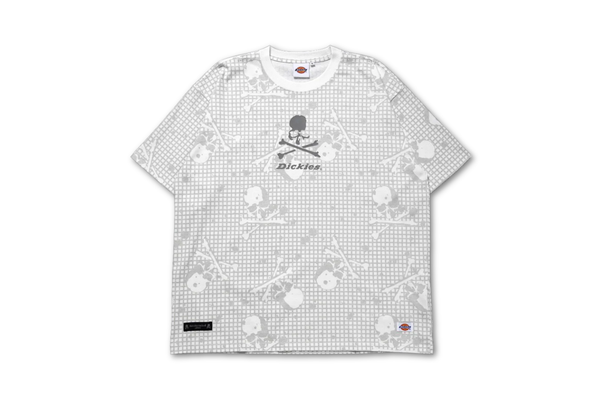 ★人気★【STUSSY】★David Carson Dino T-Shirt★White★ ☆人気☆【STUSSY】☆David Carson Dino T-Shirt☆White☆ Buy