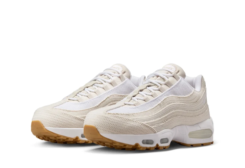  Nike Air Max 95 OG Levis Light Orewood Brown 