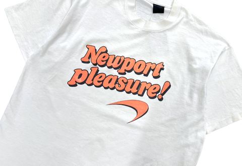  Vintage 90s Newport Pleasure Cigarette Tee White 