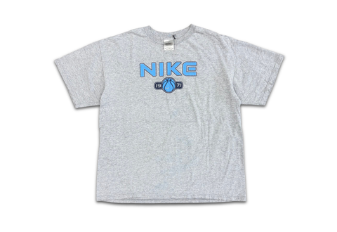  Vintage 00s Nike Basketball Logo Grey Tee 