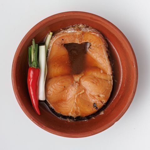  Cá Lóc Bông Kho/ Braised Snakehead Fish in Clay Pot/ 越式魚露燜生魚 