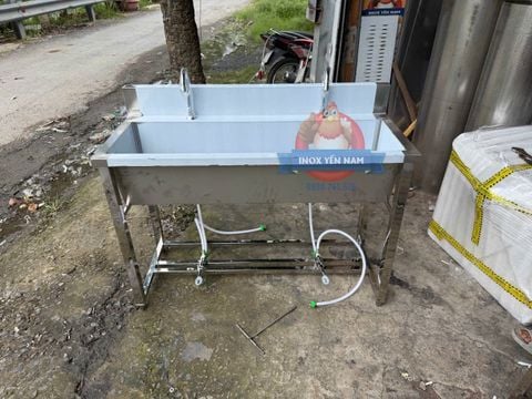  Máng Rửa Tay Inox 1M 2 vòi đạp chân 