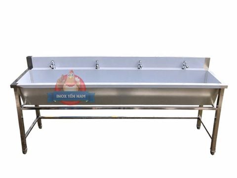  Máng Rửa Tay Inox 4 vòi thấp chân cao 2m 
