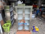  Tủ inox 4 tầng tấm cửa kiếng T145 