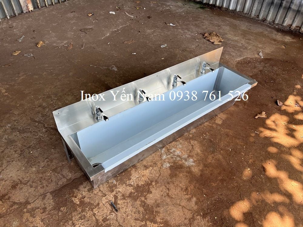  Máng rửa tay inox 1m2 treo tường TT12 