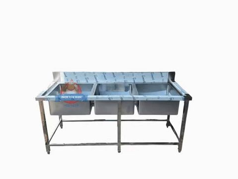 Chậu Rửa Công Nghiệp 3 Hộc 6 chân SS1878 