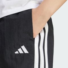 Quần short adidas Essentials 3 sọc Nữ - JE1309