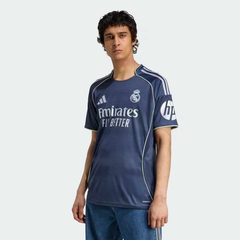 Áo jersey bóng đá adidas Sân khách Real Madrid 25/26 Nam - JJ4182