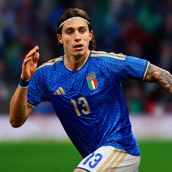 Áo jersey bóng đá adidas Sân nhà Ý 26 Authentic Nam - JL6934