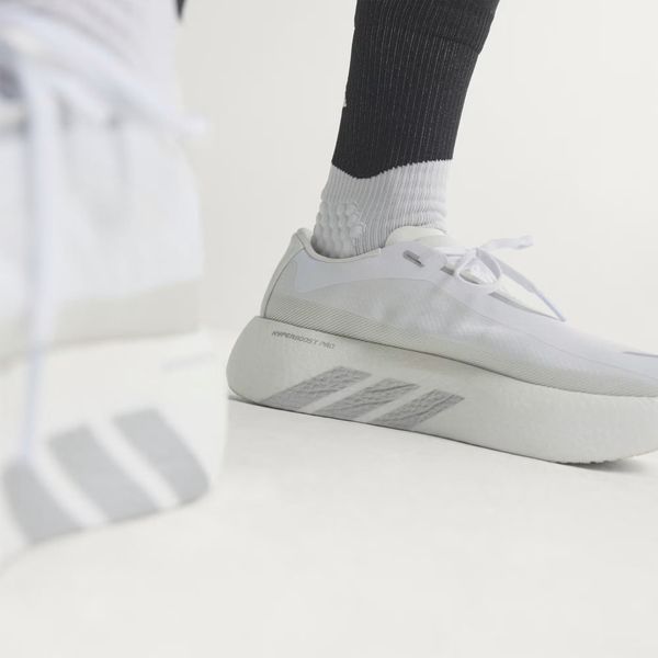 Giày chạy bộ adidas Hyperboost Edge Nam - KI4393