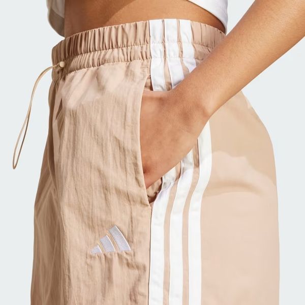 Quần short adidas Essentials 3 sọc Nữ - JX7684