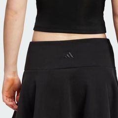 Chân váy adidas Seasonal Essentials 3 sọc Nữ - JM1919