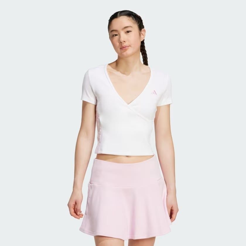 Áo T-shirt adidas Seasonal Essentials 3 sọc Nữ - JM1926