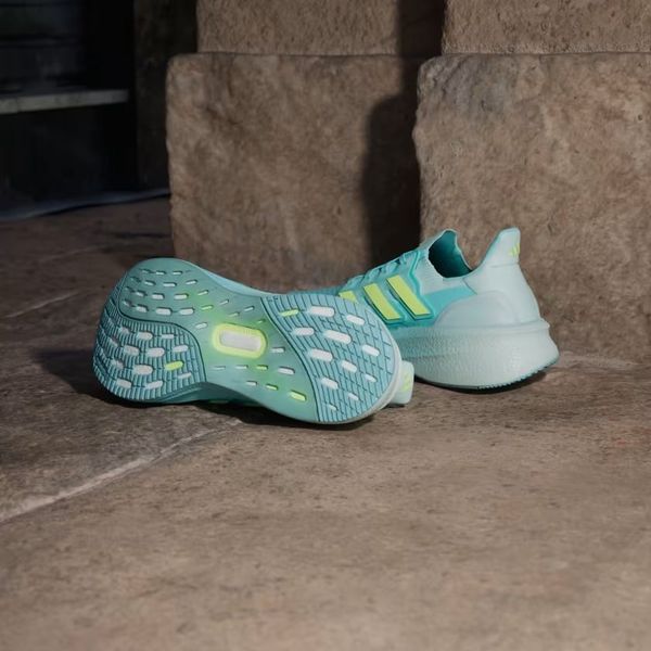 Giày chạy bộ adidas Ultraboost 5 Nữ - JQ2911