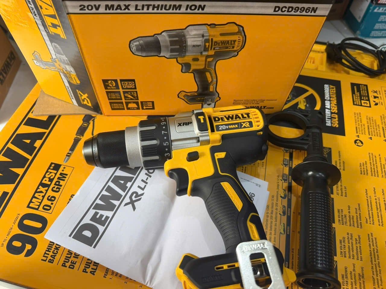 Máy Khoan DeWalt DCD996N