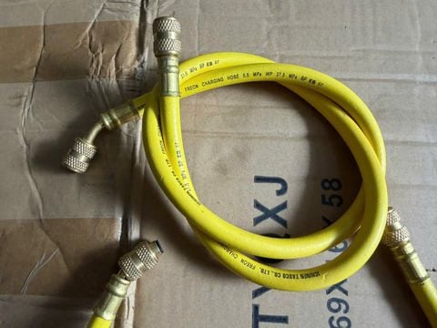 dây nạp gas đơn Tasco dài 92cm 6mm