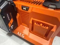 Trạm sạc pin aegBL18C6 6 cổng ridgid  BL18C6