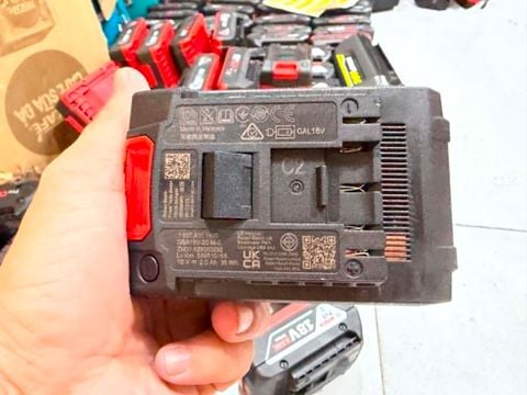 Pin Bosch GBA 2Ah  18V-20 NEW