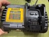 sạc nhanh dewalt dcb1106 18v đến 60v