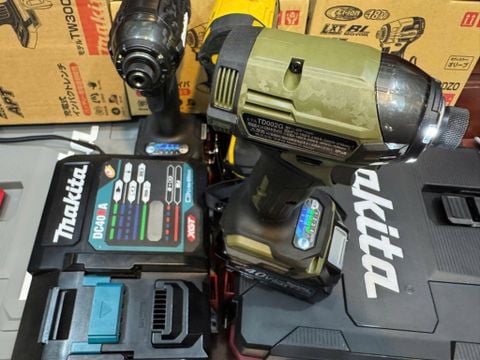 Máy vít  Makita TD002G 40V made in japan màu  oliu
