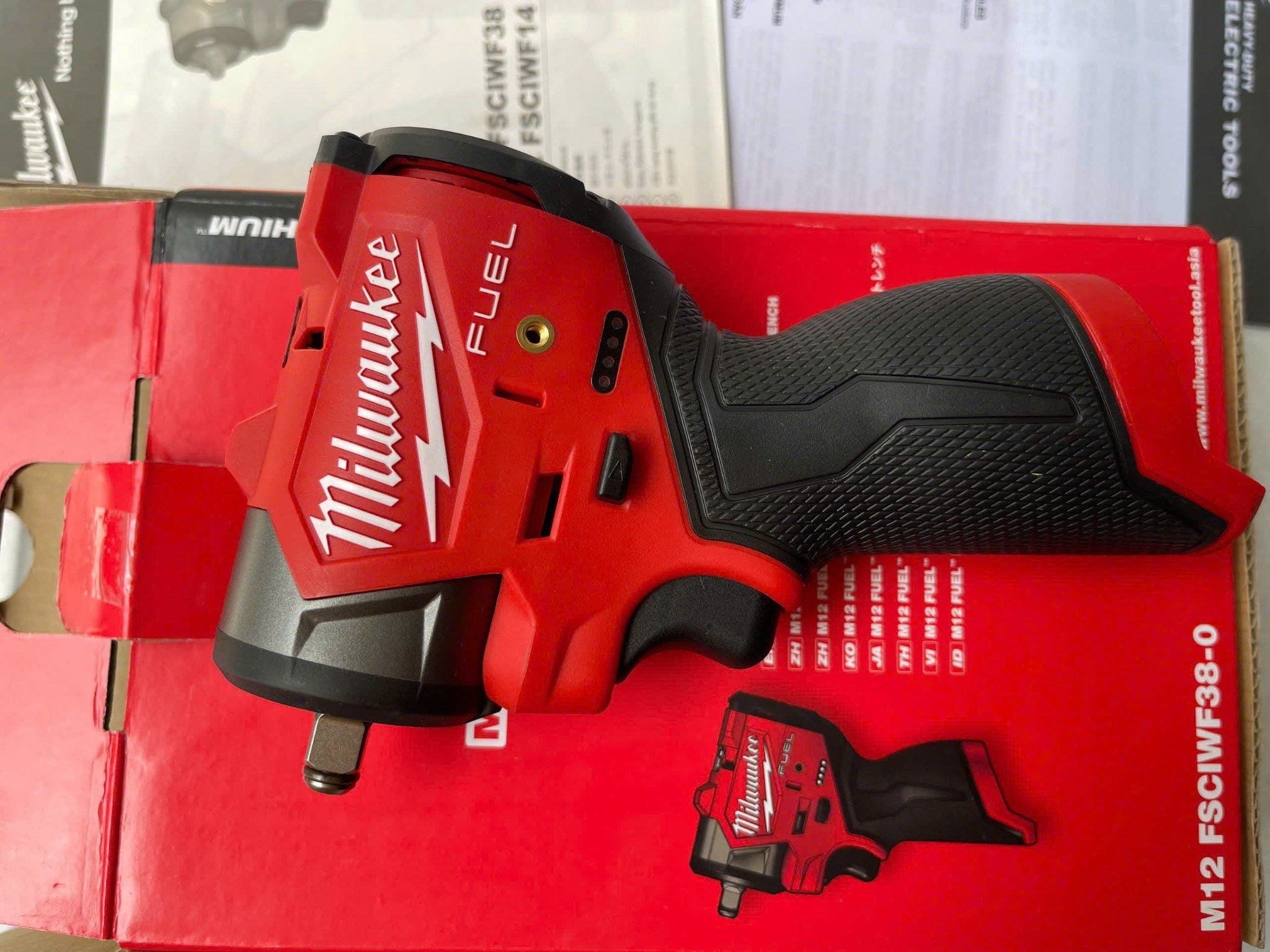 bù lông Milwaukee 3049 milwaukee M12 FSCIWF38