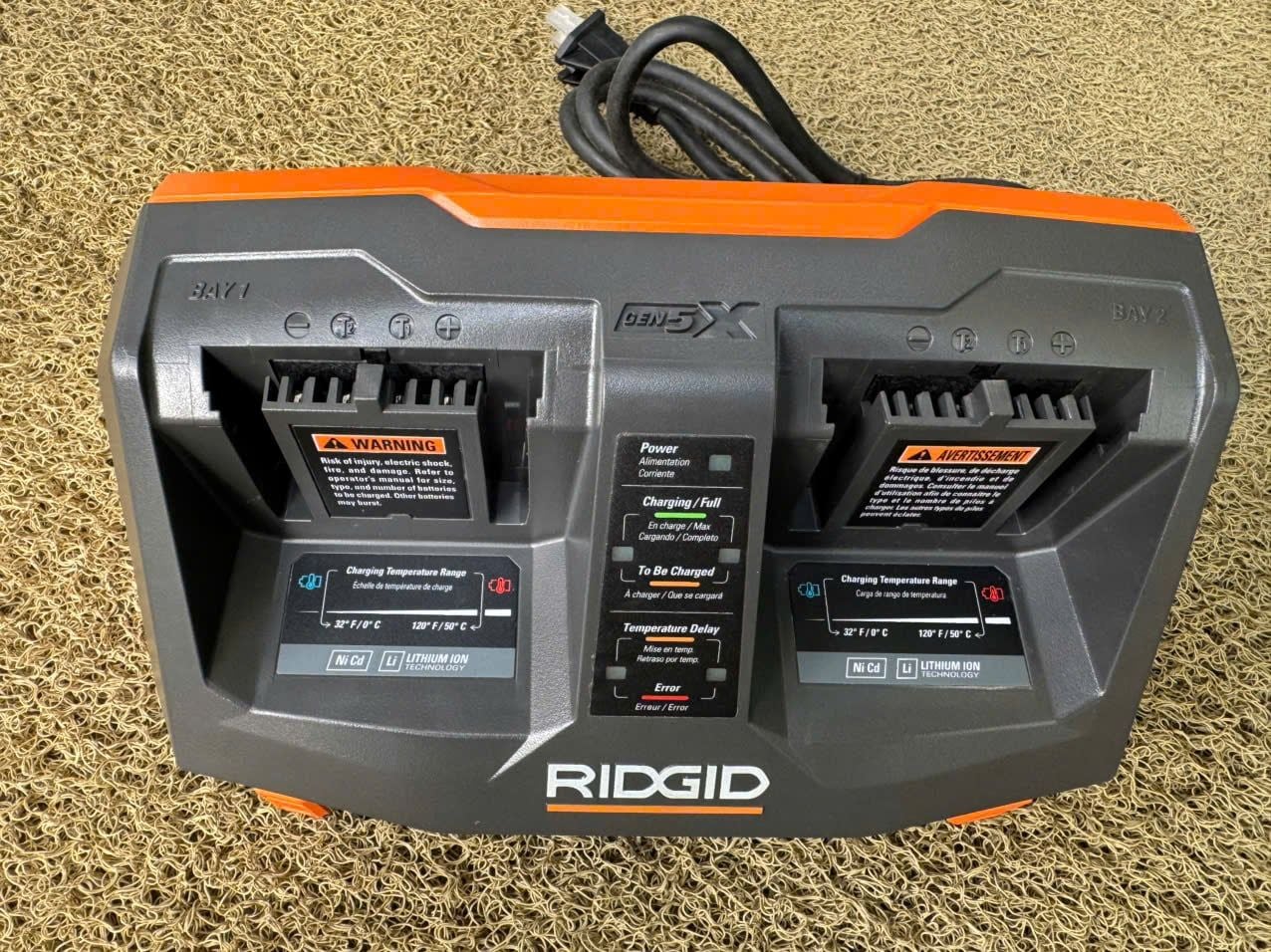 Sạc nhanh AEG 18v ridgid 18v 220V 2 cổng 220v new