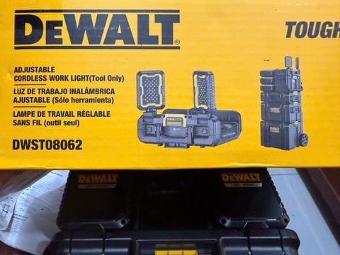 đèn dewalt DWST08062 led