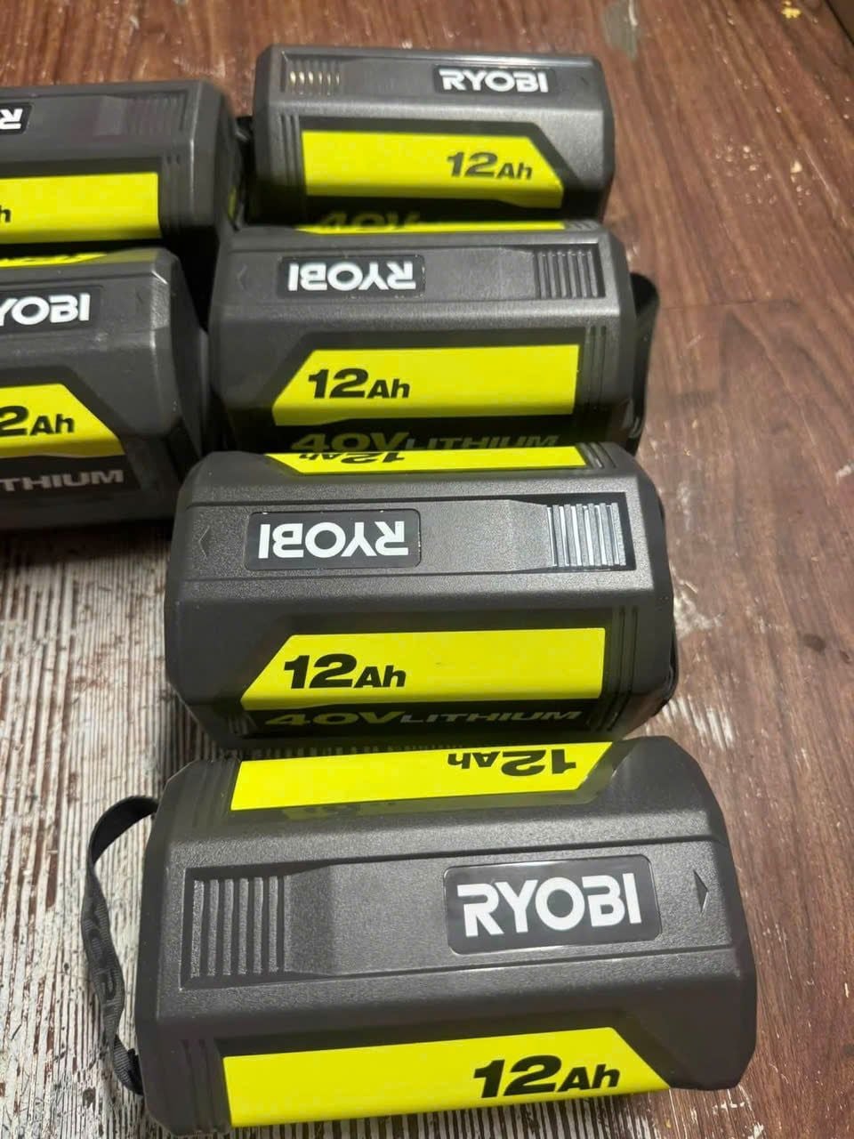 Pin Ryobi 40V 12Ah (mã sản phẩm OP4012A1