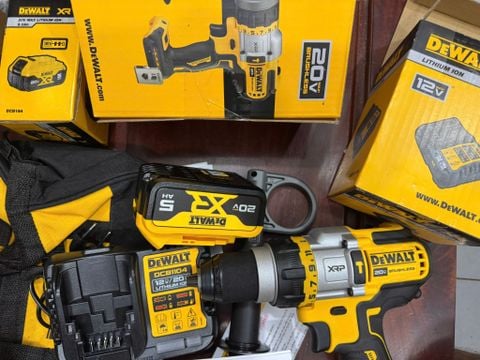 Máy khoan pin Dewalt DCD999N combo