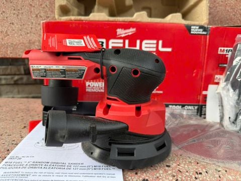 MÁY CHÀ NHÁM  MILWAUKEE 2837-20