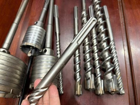 Mũi khoan milwaukee  SDS Max 19mm x 17.5 mm x330mm made in Germany