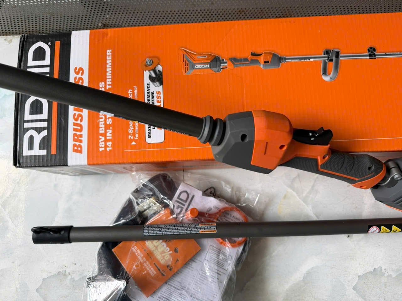 Cắt cỏ Ridgid R01201B New
