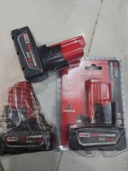 Pin Milwaukee m12 4Ah new