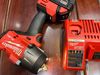 Máy bù lông Milwaukee 2967 M18 khẩu 1/2 lức khủng long pin 5ah , sạc 220v