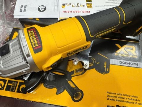 Máy mài góc dùng pin 20V Dewalt DCG407N