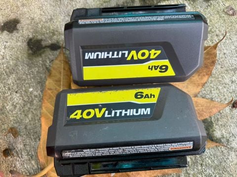 Pin Ryobi 6A 40V zin chính hãng lướt