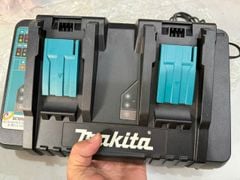 Sac makita DC18RD nhanh new 18v