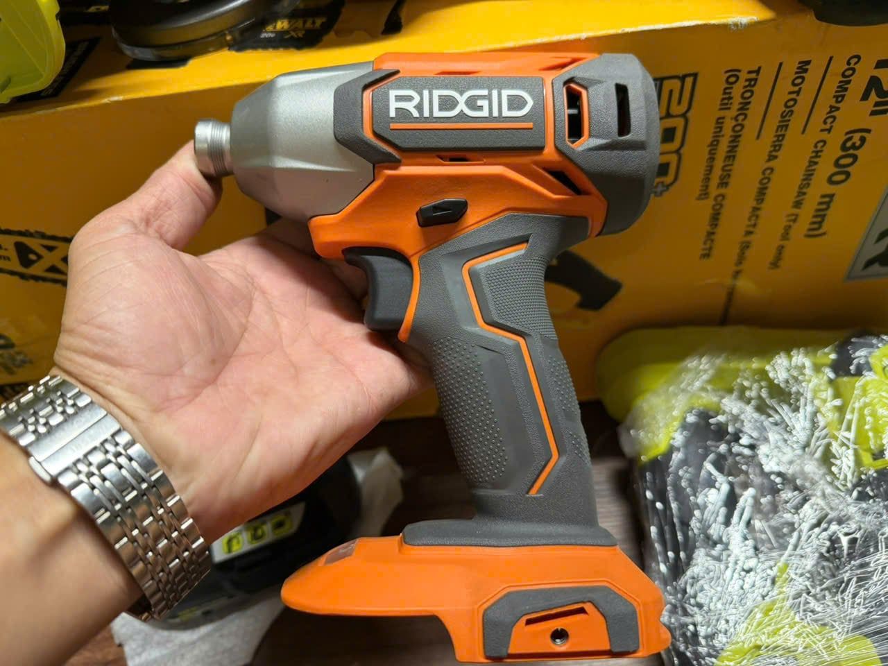 Máy vặn vít Ridgid R860021 18v new