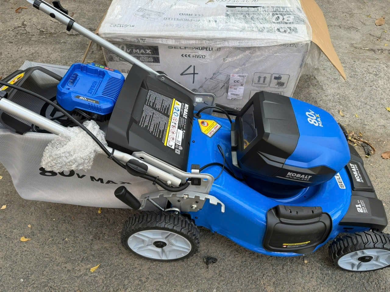 Cắt cỏ Kobalt KMP5080 80v new fun giá rẻ