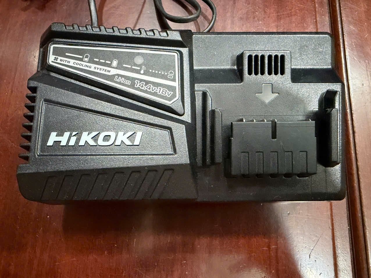 Sạc pin 18v Hikoki Sạc pin 18v hiltachi Sạc Metabo 18v