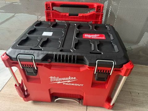 Thùng đựng dụng cụ PACKOUT Milwaukee 8427 new
